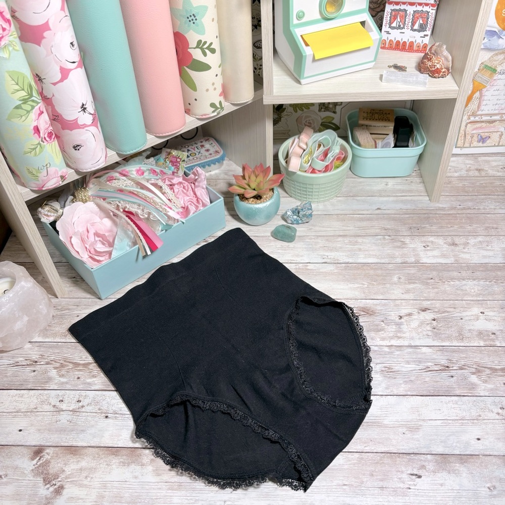 Laura Ashley Black Shapewear Bottoms Women’s Sz.S Lace Trim Slimming High Waist
